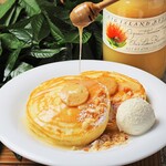 big island bee Pancakes