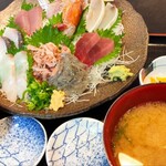 Dommu Su - 上刺身定食　2180円 (2023年6月)