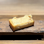 薪鳥新神戸 - 鶏のリエット薪焼きパン