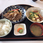 くまもと中央カントリークラブ - 豚ロース生姜焼きとゴウヤチャンプルー