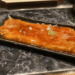 ホルモン本舗 我家 - ★ホルモン一本焼き
      俺のイチオシ！
      美味く食べるコツがある様で、ホントに美味しく食べたければ、ママに焼き方レクチャーしてもらって下さい♪超〜ウマウマ♡