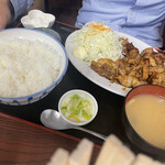 食堂米倉 - ニンニクロース