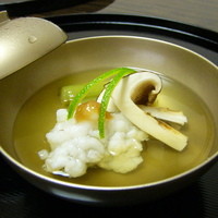 お椀（鱧・松茸）