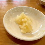 一楽ラーメン - ニンニクは頼めば持って来てくれますよ！