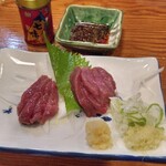 居酒屋 しんざん - 馬と鹿のお刺身