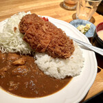 とんかつ 檍 - カツカレー　ご飯少なめ