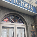 VICTORIA - 