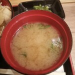 Oshokuji Dokoro Ginnan Tei - 味噌汁