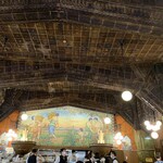 ビヤホールライオン - 天井高くて、いい雰囲気。