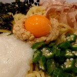 油そば専門店 歌志軒 - 月見ネバネバ冷やし油そば大盛りのアップ