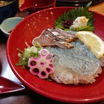 淡路ごちそう館 御食国 - 生しらすとさわら丼セット