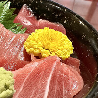 磯料理　まるけい - まぐろ食べ比べ丼（限定５食）
