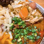 吉田カレー  - 豚ハーフ