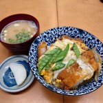 大衆食堂 福十 - カツ丼