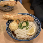 梅田 釜たけうどん - 