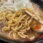 環七ラーメン 周麺 - 小麦の風味が詰まった麺