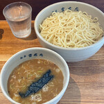 麺屋吉左右 - 大盛つけ麺(麺450g)