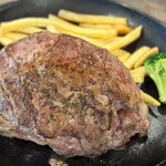 ケニーズハウス ダイナー - ラムももステーキ