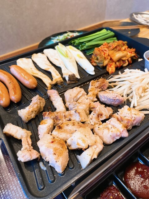 閉店】飛べねぇ豚はただの豚だ - 忍ケ丘/居酒屋 | 食べログ