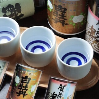 こだわりの日本酒を取り揃え◎効き酒セットもございます