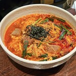 天山 - カルビ麺&牛ハラミランチ　2,030円
