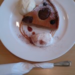 カモCafe - 栗とカシスのタルト