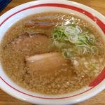 らーめん心繋 - 背油煮干のドアップ