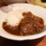 焼肉 しんうち 神楽坂 - 欧風和牛カレー
