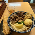 梅田 釜たけうどん - 