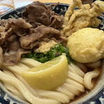 梅田 釜たけうどん - 