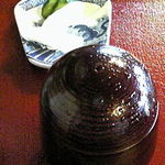 幻董庵 - 赤出汁と香のもの