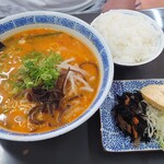 長崎チャンポン エミ - ピリ辛ラーメン定食