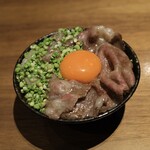 実山椒をたっぷり使った山形牛のすき焼きご飯