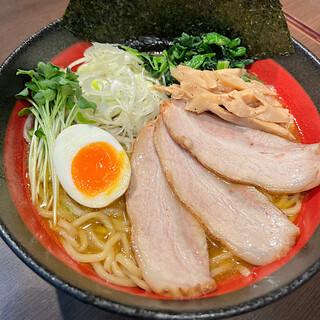 横濱家系のじ家_0