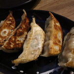 食酒工房 福楽狸 - 米の娘豚の焼き餃子(2023年6月)