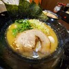 松壱家 - 醤油豚骨ラーメン