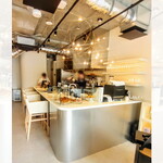 Cafe & wine bar Noble One - 
