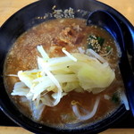 壹鶏 - 味噌白湯ラーメン(800円)中太麺を選択