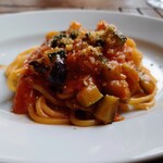 Didot - 桜海老とズッキーニと茄子のトマトソーススパゲッティーニを別角度から 202306