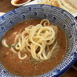 極濃湯麺 シントミ - 【2023.6.20(火)】スープに麺を入れた