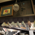 Akaneya Kohi Ten - 大倉陶園やヘレンド、HERMES、ウェッジウッド。。。
      素敵なカップ＆ソーサーが並びます♡