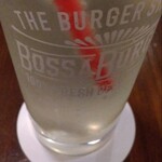 BOSSA BURGER - レモンソーダ 350円(税別) 夜はワンドリンク制