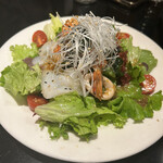 ビストロ 喜楽亭 - アボカドと海鮮サラダ