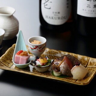 Enjoy pairing with your food with carefully selected sake and wine.