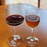 プティレストラン グーテ - グラスワイン赤＆ジンジャーエール