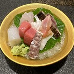 Shuyuuan Kotetsu - お造り　鰹の藁焼き　本鮪　スミイカ　子持ち蝦蛄　ヒラメ