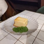 ロッカン ルーム - ベイクドチーズケーキ(ホイップなし)