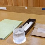 カフェレストラン EAT-Dining - 内観　卓上