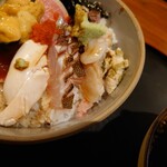 キッチン トット - イサキの肝も白子みたいにクリーミーで
      これは旨いぞ❕