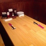 ひより　麦縄本舗　炭焼酒場 - Ｈ25.08　個室のテーブル席